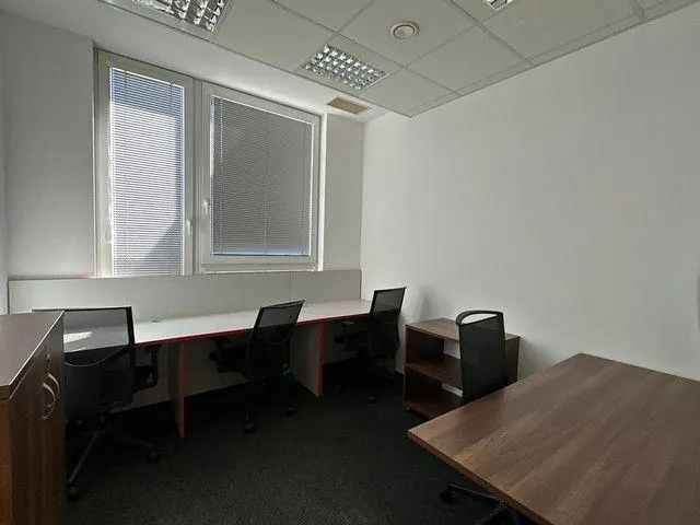 Reprezentatívny administratívny priestor na prenájom - 360 m2, Košická ul., fotografia 10