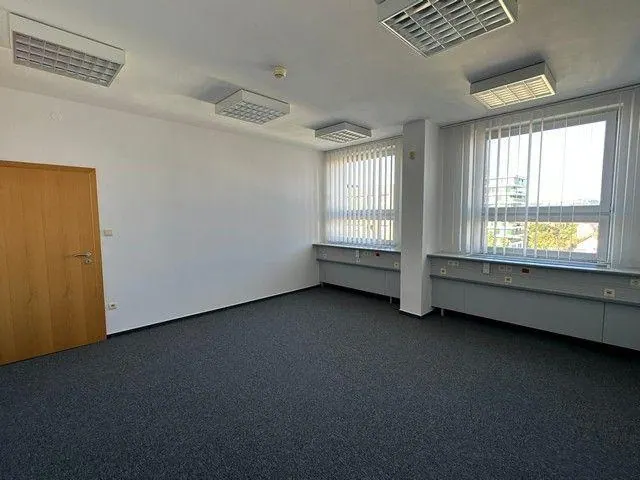 Reprezentatívny kancelársky priestor na prenájom – 132 m², Košická ulica., fotografia 9