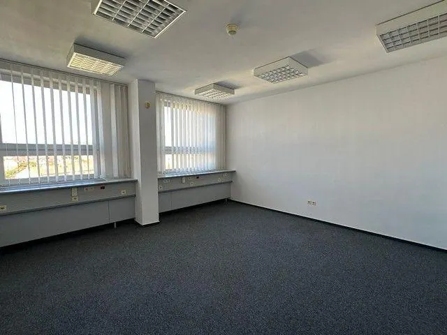 Reprezentatívny kancelársky priestor na prenájom – 132 m², Košická ulica., fotografia 8
