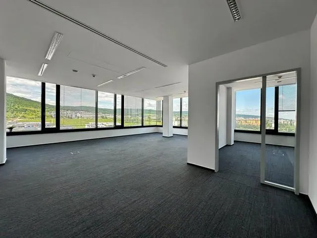 Reprezentatívne kancelárske priestory Reding Tower 2- 141 m2, Račianska ul.