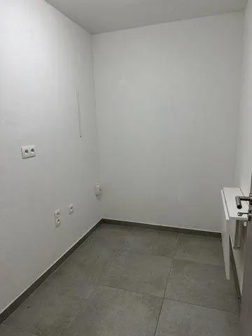Obchodný priestor v novostavbe bytového domu na prenájom - 109 m2, ul. Závodu Matador., fotografia 4