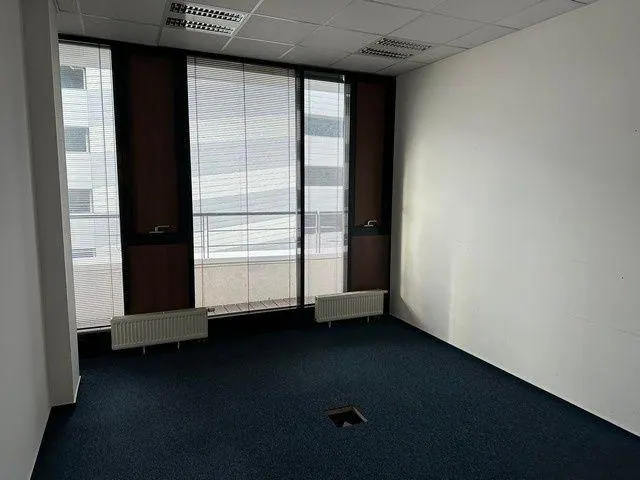 Reprezentatívne kancelárske priestory v budove Omnipolis na prenájom - od 20 m2, Tomášikova ul., fotografia 8