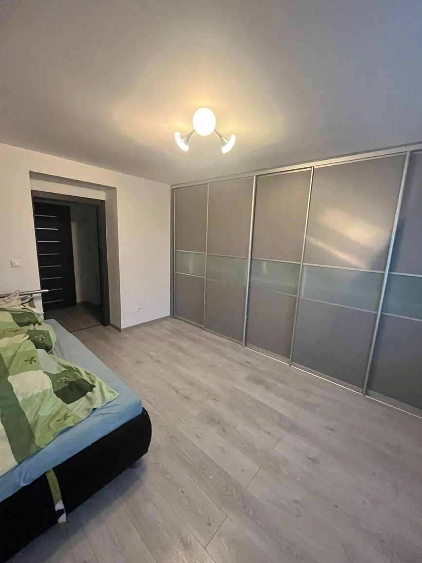 2 izbový byt v centre Nitry pri parku (tehlová bytovka), fotografia 7