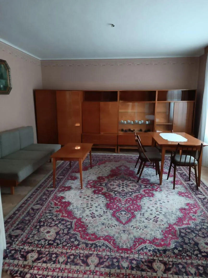Predaj rodinného domu – Topoľčany Priestranný, útulný a v skvelej lokalite. Miesto, kde sa budete cítiť ako doma od prvého dňa., fotografia 4