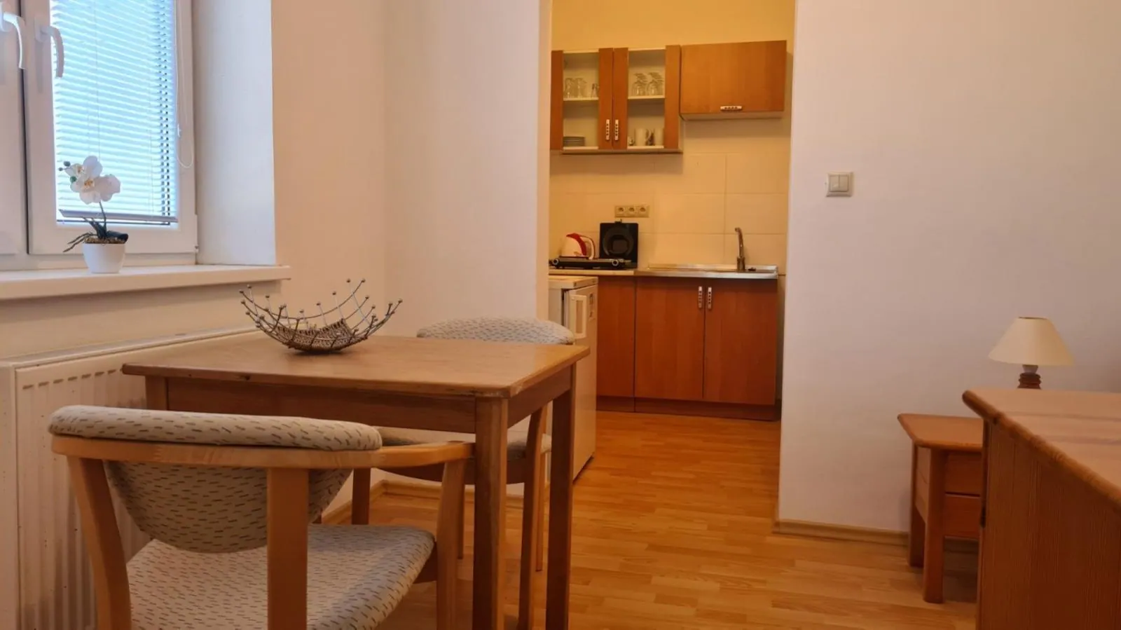 Predaj 4 izb. RD kompletná rekonštrukcia, Podhájska, fotografia 3