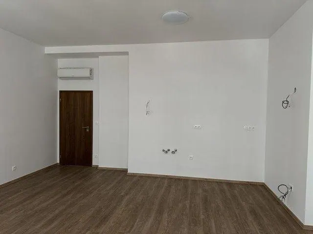 Kompletne zrekonštruovaný, klimatizovaný 4i byt na predaj - 102 m2, v Starom meste., fotografia 12