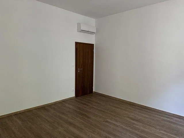 Kompletne zrekonštruovaný, klimatizovaný 4i byt na predaj - 102 m2, v Starom meste., fotografia 6