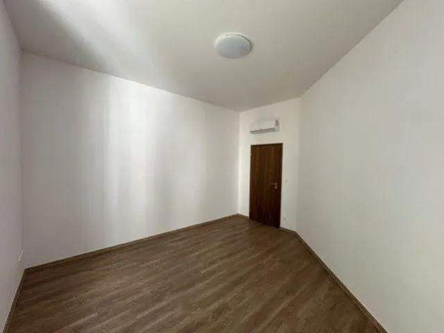 Kompletne zrekonštruovaný, klimatizovaný 4i byt na predaj - 102 m2, v Starom meste., fotografia 3