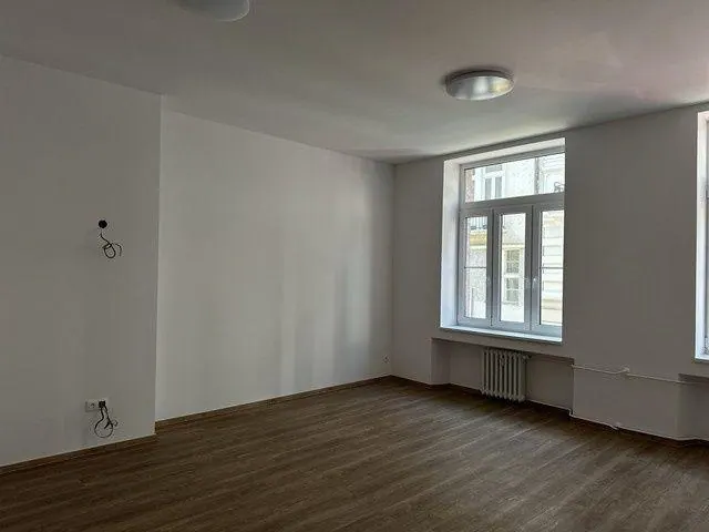 Kompletne zrekonštruovaný, klimatizovaný 4i byt na predaj - 102 m2, v Starom meste., fotografia 8