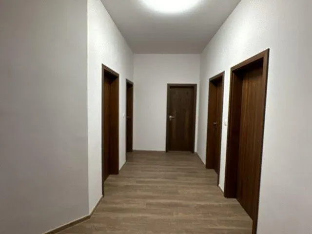 Kompletne zrekonštruovaný, klimatizovaný 4i byt na predaj - 102 m2, v Starom meste., fotografia 20